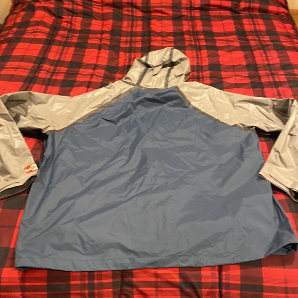 Columbia out dry waterproof jacket - Picture 9 of 10